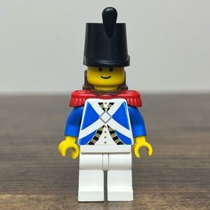 LEGO Pirates Imperial Soldier Minifig PI061